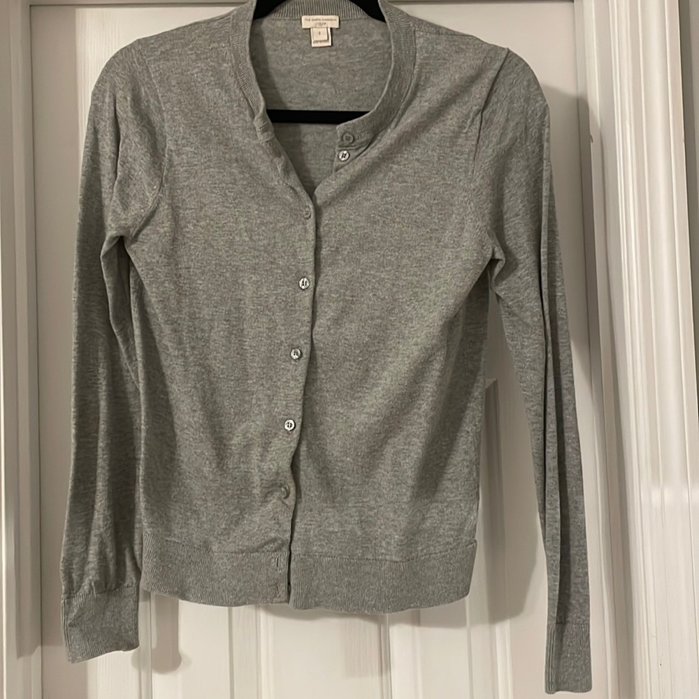 GUC J. Crew Caryn gray button up cardigan